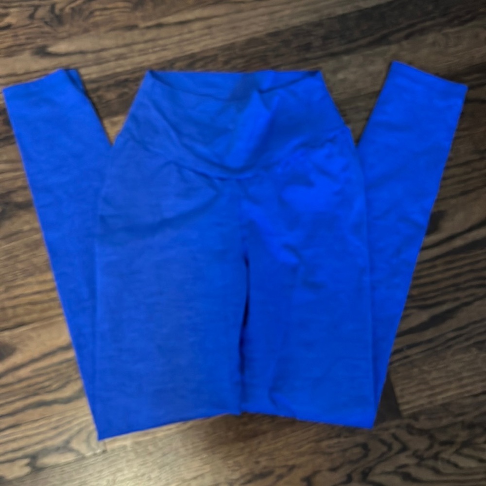 CLS Sportswear Blue Scrunch Butt Leggings